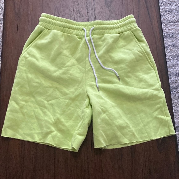 Yellow sweat shorts Forever 21 - Picture 1 of 3